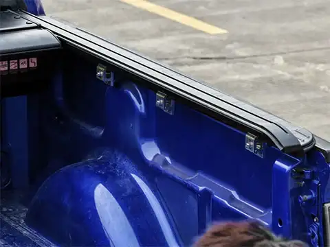 Manual Hard Aluminum Retractable Tonneau Cover for Isuzu